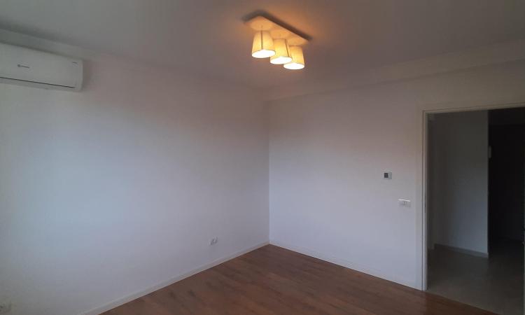 Vanzare apartament de 3 camere cu finisaje de lux