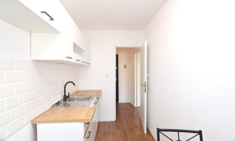 Decebal-Piata Alba Iulia-complet renovata/bloc mixt