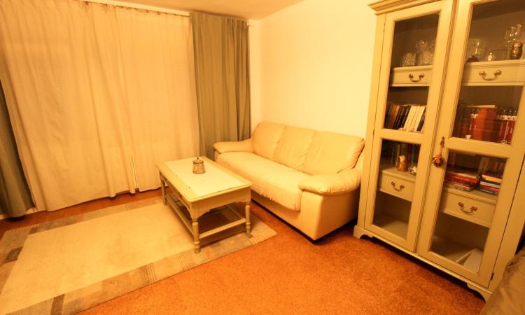Piata Alba Iulia-Decebal-bloc reabilitat/loc de parcare ADP