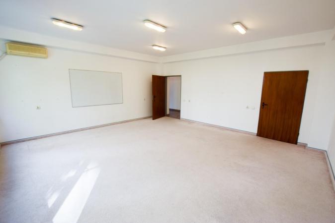 Basarabia Parc Ior Baba Novac Spatiu birouri comercial 5 cam 185mp