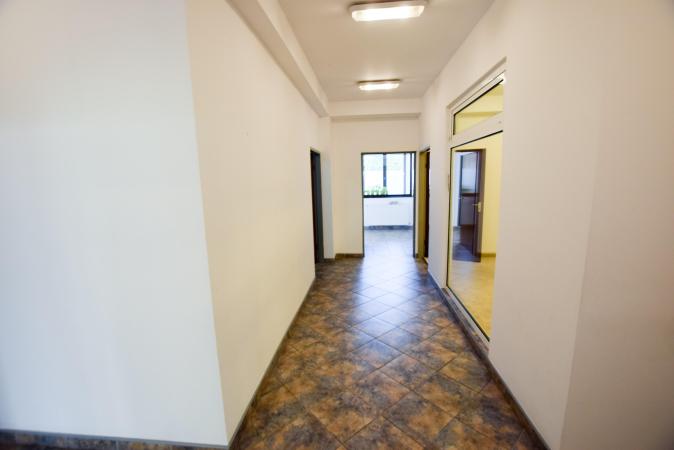 Basarabia Parc Ior Baba Novac Spatiu birouri comercial 5 cam 185mp