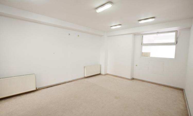 Basarabia Parc Ior Baba Novac Spatiu birouri comercial 5 cam 185mp