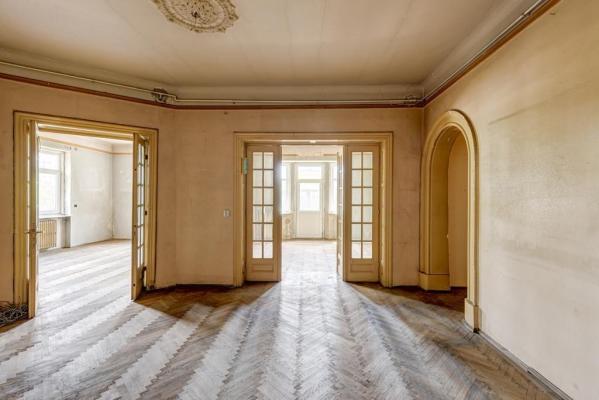 Vila 29 camere - D+P+2 ETj+M -SUT  1132mp - teren 1206mp - Unirii - Coposu