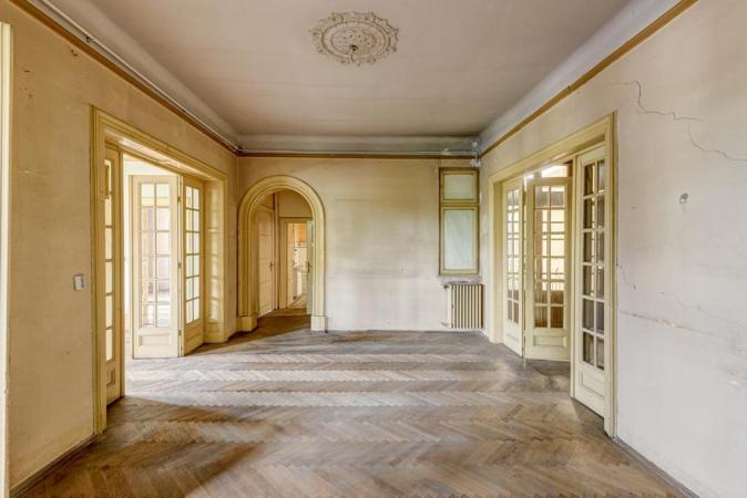 Vila 29 camere - D+P+2 ETj+M -SUT  1132mp - teren 1206mp - Unirii - Coposu