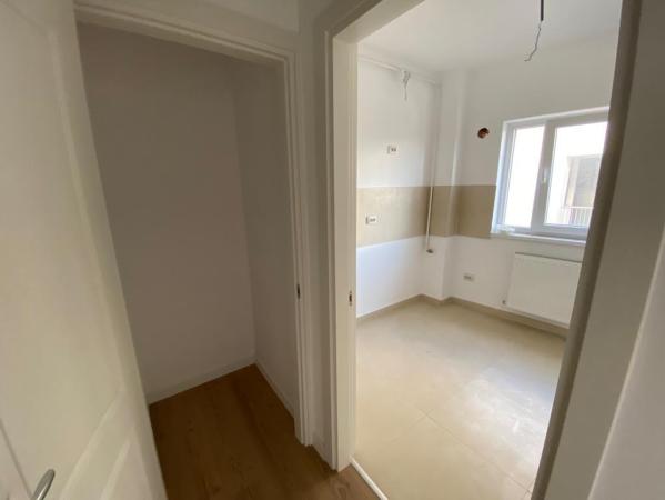Apartament de 2 camere de vanzare