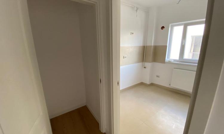 Apartament de 2 camere de vanzare