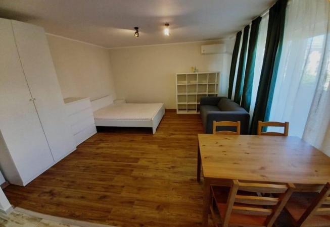Garsoniera complet renovata-Decebal-Piata Alba Iulia/bloc mixt
