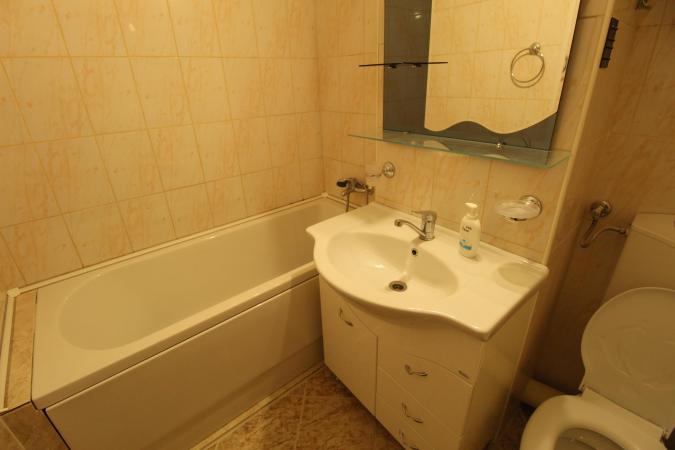 Unirii-Bld. Unirii-complet renovata-bloc mixt