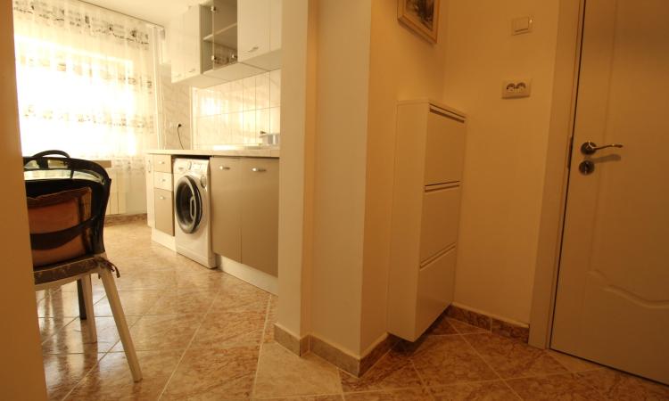 Unirii-Bld. Unirii-complet renovata-bloc mixt