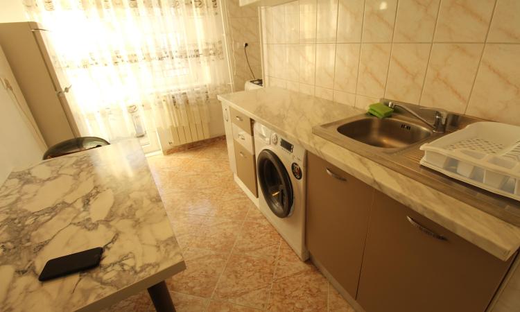 Unirii-Bld. Unirii-complet renovata-bloc mixt