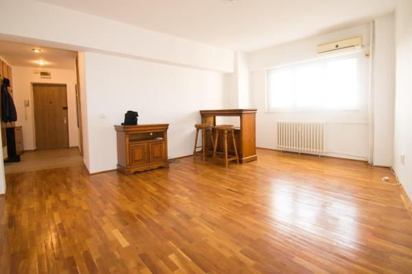 Apartament 3 camere 82mp Mihai Bravu