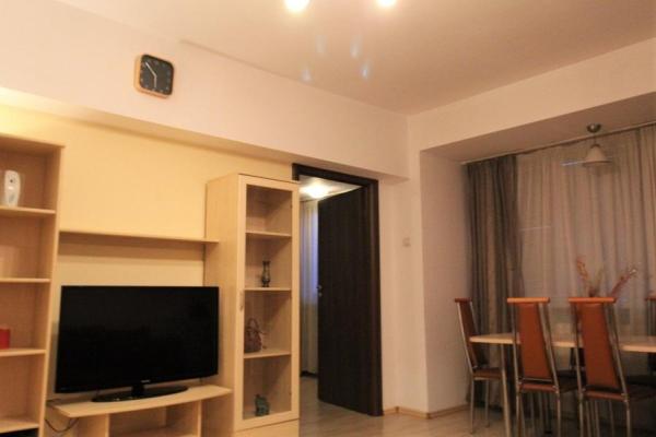 Apartament 3 camere Piata Romana - Hotel Lido