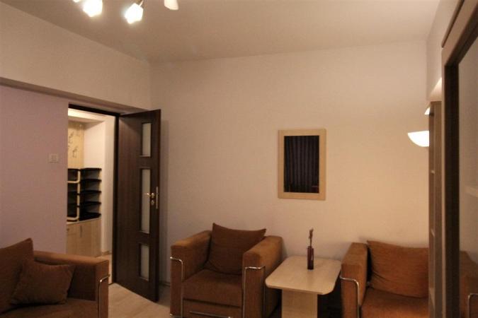 Apartament 3 camere Piata Romana - Hotel Lido