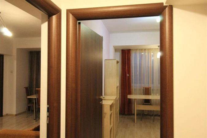 Apartament 3 camere Piata Romana - Hotel Lido