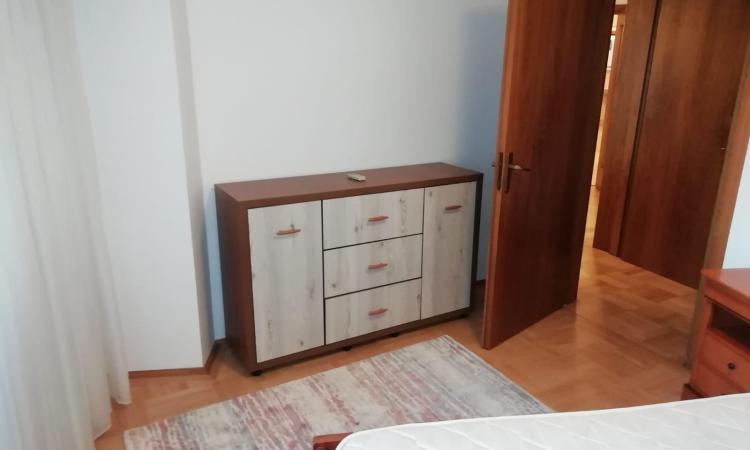 Piata Alba Iulia-3 camere-vedere Rond-100 mp-3 balcoane