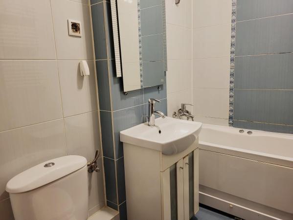 Piata Alba Iulia-Burebista-centrala proprie-boxa/bloc nou