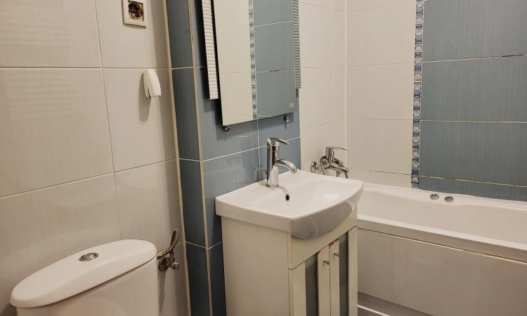 Piata Alba Iulia-Burebista-centrala proprie-boxa/bloc nou