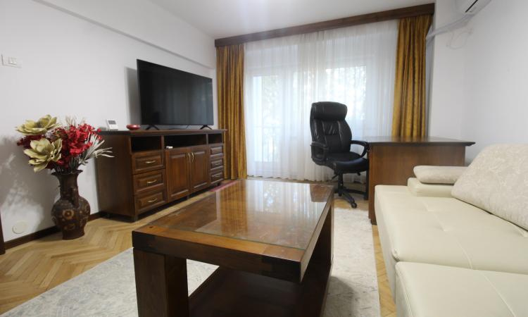 Unirii-Bld. Unirii Fantani-Palatul Parlamentului-centrala proprie-renovat