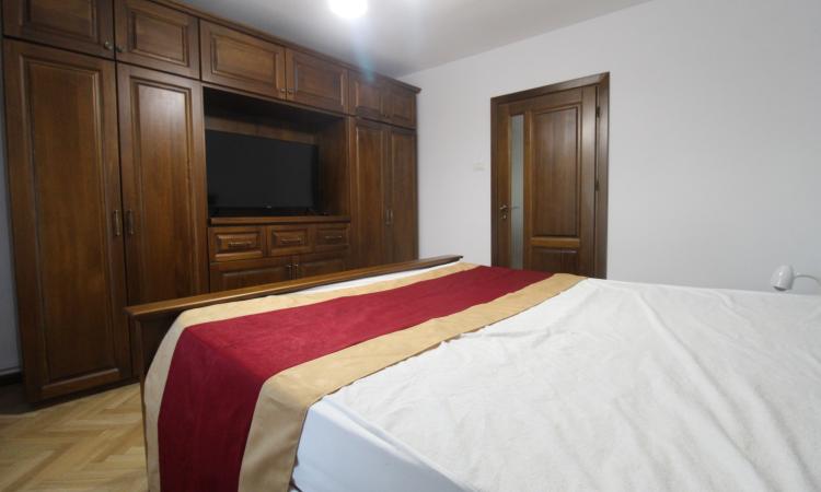 Unirii-Bld. Unirii Fantani-Palatul Parlamentului-centrala proprie-renovat