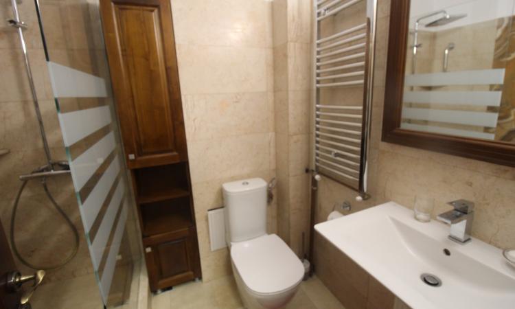 Unirii-Bld. Unirii Fantani-Palatul Parlamentului-centrala proprie-renovat