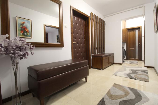 Unirii-Bld. Unirii Fantani-Palatul Parlamentului-centrala proprie-renovat