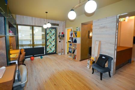Spatiu birou cu 6 posturi de lucru mobilat/utilat - New Times Residence - Nerva Traian