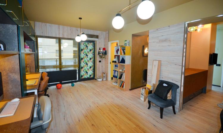 Spatiu birou cu 6 posturi de lucru mobilat/utilat - New Times Residence - Nerva Traian
