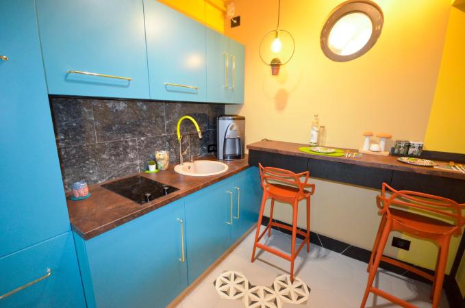 Spatiu birou cu 6 posturi de lucru mobilat/utilat - New Times Residence - Nerva Traian