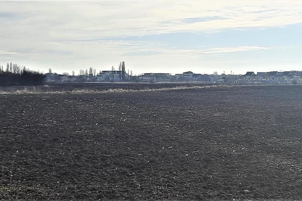 Otopeni - teren intravilan, ideal investitie.