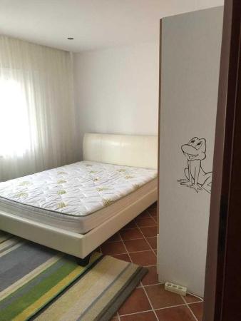 Decebal-Piata Alba Iulia-complet renovat-loc de parcare