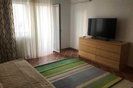 Decebal-Piata Alba Iulia-complet renovat-loc de parcare