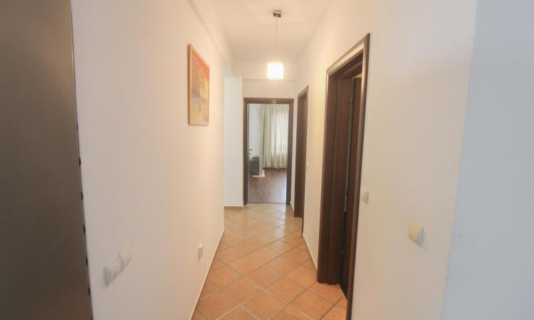 4 camere - Sisesti - 110 mp utili -