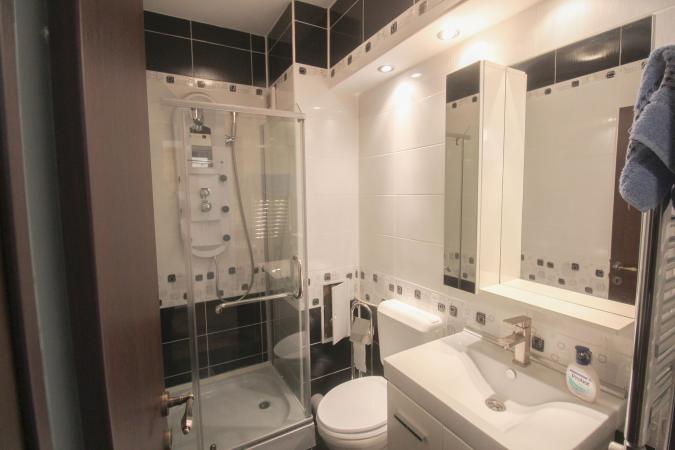 4 camere - Sisesti - 110 mp utili -