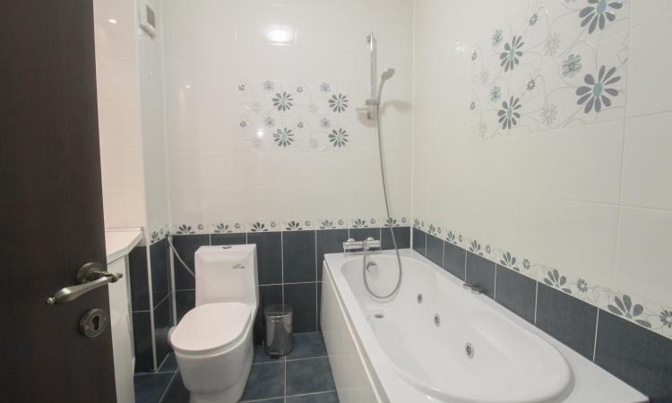 4 camere - Sisesti - 110 mp utili -