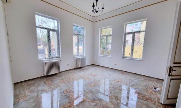 Piata Unirii Cantemir Marasesti Spatiu birouri in Vila 340mp 12 camere