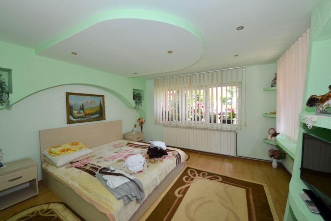 Baneasa - VATRA NOUA, vila P+M, 7 camere