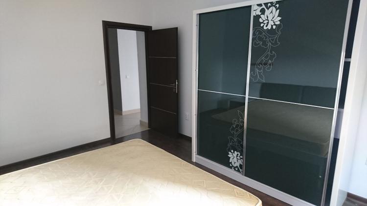 BANEASA - SISESTI, apartament 4 camere in bloc, nemobilat sau mobilat