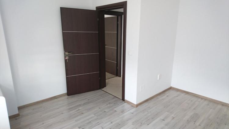 BANEASA - SISESTI, apartament 4 camere in bloc, nemobilat sau mobilat