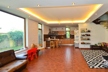 Baneasa - Teisani, vila P+1E+M duplex, 4 camere, suprafata utila 177 mp