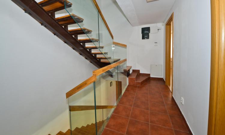Baneasa - Teisani, vila P+1E+M duplex, 4 camere, suprafata utila 177 mp