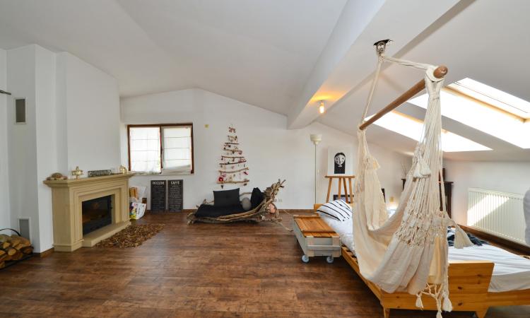 Baneasa - Teisani, vila P+1E+M duplex, 4 camere, suprafata utila 177 mp