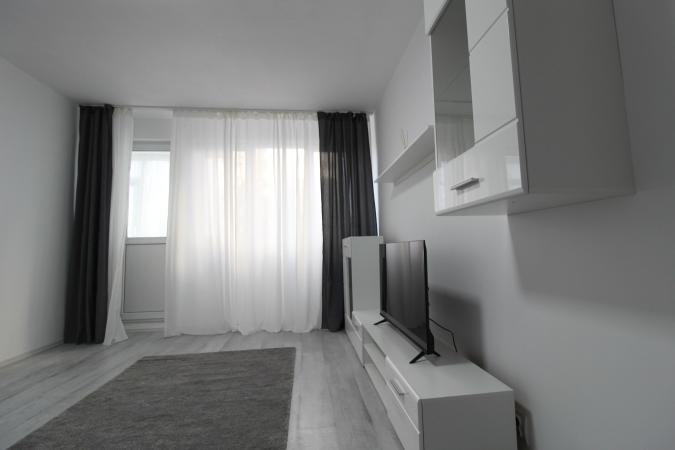 2 camere -semidecomndat-Ion Mihalache-prima inchiriere