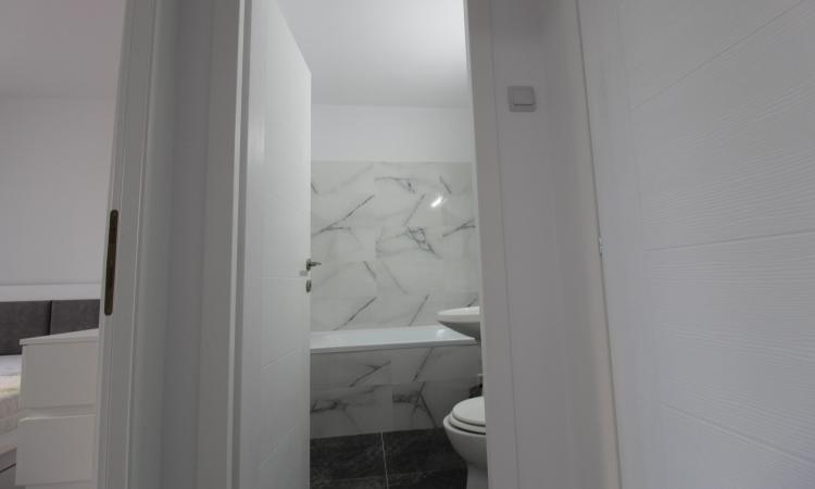 2 camere -semidecomndat-Ion Mihalache-prima inchiriere