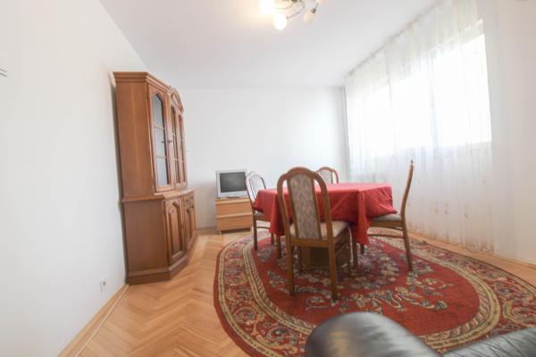4 camere - decomandat - 85 mp utili - Domenii