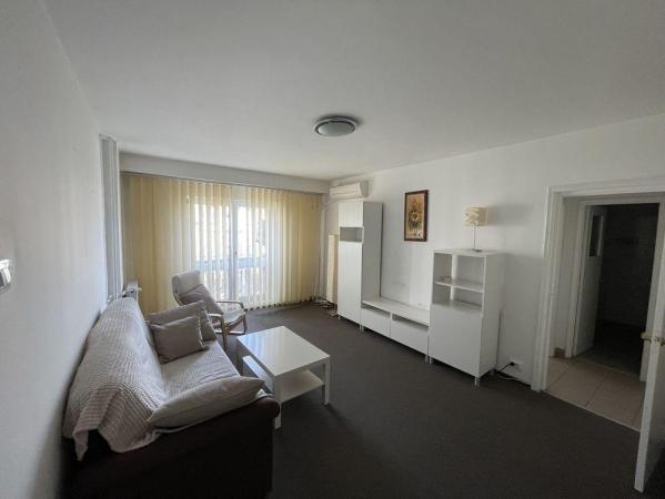 Piata Unirii Apartament 4 camere Renovat 94mp Locuinta/ Birou