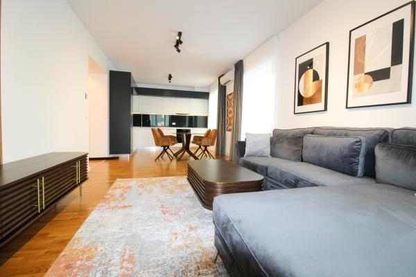 Prima chirie-3 camere-decomandat-Luxuria