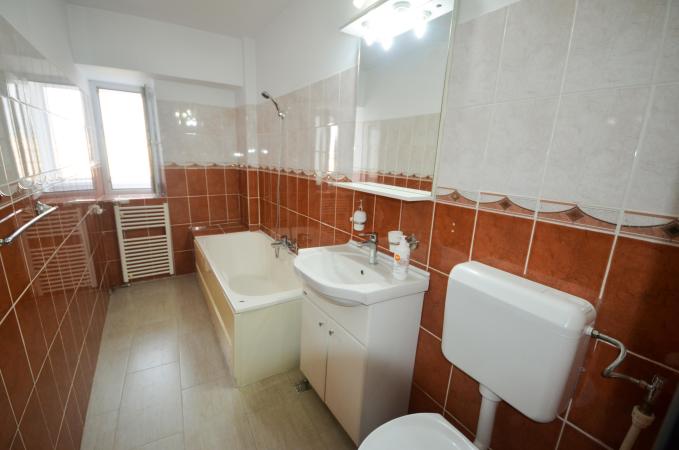 Unirii - Rond Piata Alba Iulia - 2 camere vedere rond- prima inchiriere