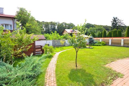 Baneasa - Teisani, vila P+1E, 6 camere, suprafata utila 212 mp