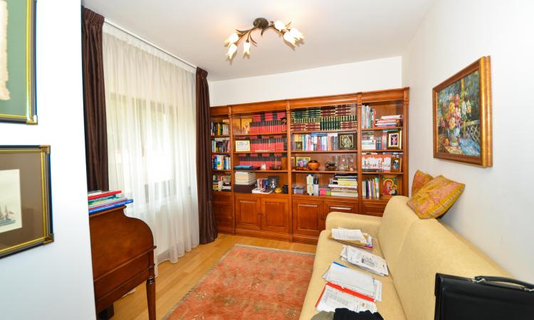 Baneasa - Teisani, vila P+1E, 6 camere, suprafata utila 212 mp