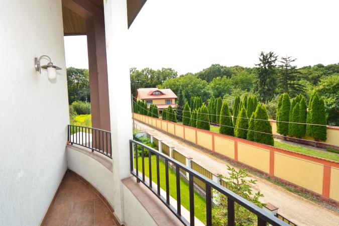 Baneasa - Teisani, vila P+1E, 6 camere, suprafata utila 212 mp